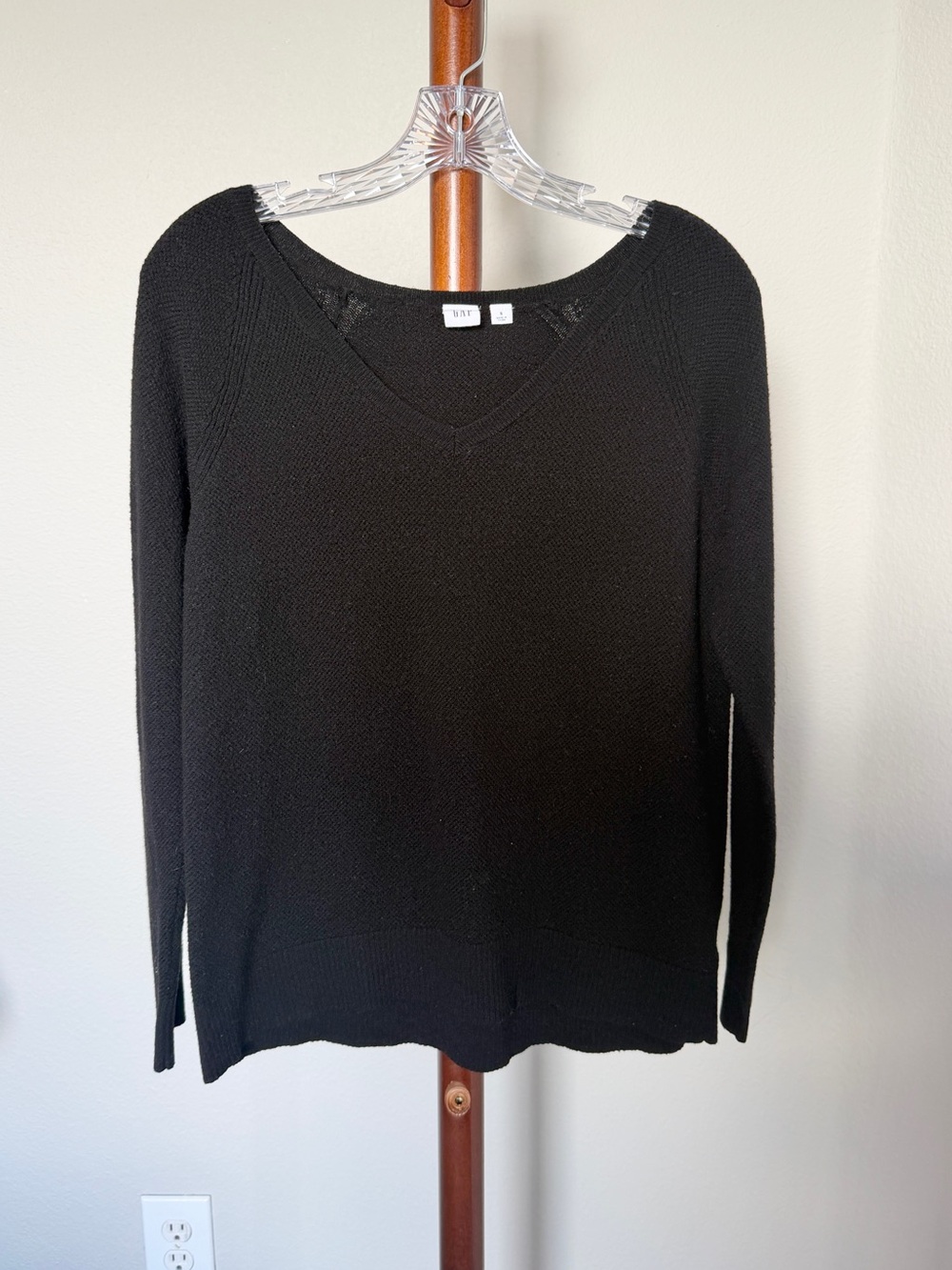 GAP Black V-Neck Knit Sweater